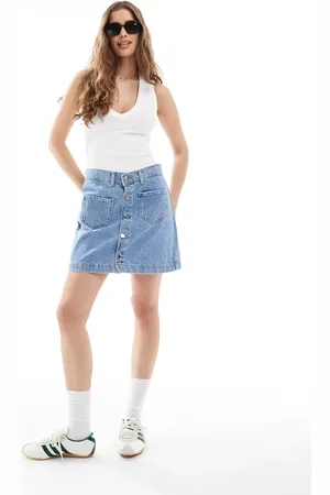 ONLY Pocket detail denim mini skirt in light wash