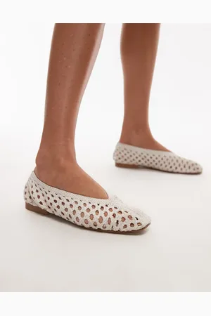 Topshop Beatti woven flat shoe in off