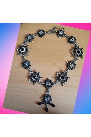 Fashion Jewelry Aparte bloemen ketting met steentjes