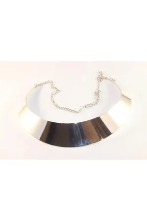 Fashion Jewelry Verchroomde choker zeer mooi en modieus sieraad.