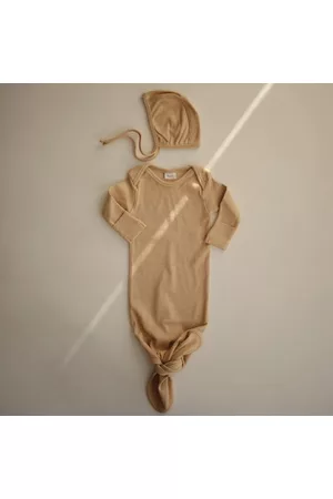 Mushie Baby Hoeden - Ribbed Baby Bonnet - Babymutsjes - Mustard Melange