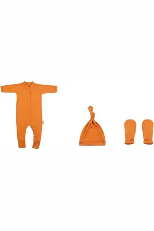 A Little Lovely Company Timboo Kraamcadeau - Pyjama/Mutsje - Maat 50/56 - Gift set - Inca Rust
