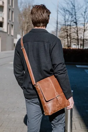 DSTRCT Limited Crossover Laptoptas - Schoudertas