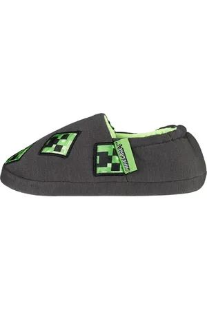 Minecraft Slippers - -(closed)- -Schoenmaat-26