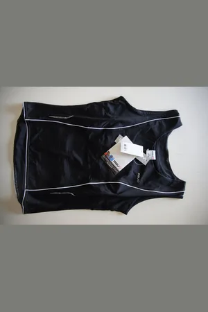AGU Singlet Araldo