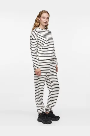 Pieces® Dames Huispak Loungewear Gestreept /Zwart - Maat XS