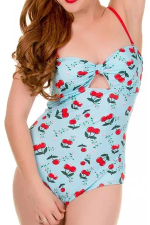 Banned Retro Blindside cherry Badpak - Kersen - S