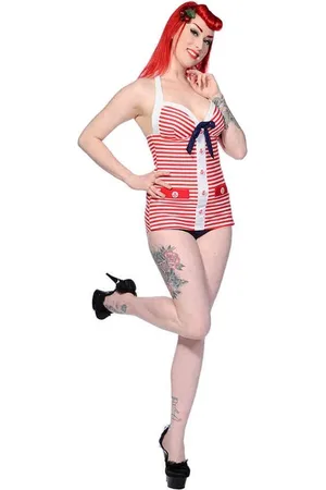 Banned Retro Red White Anchor Badpak - M