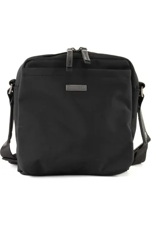 Bugatti Schoudertas Contratempo Shoulder Bag Zwart