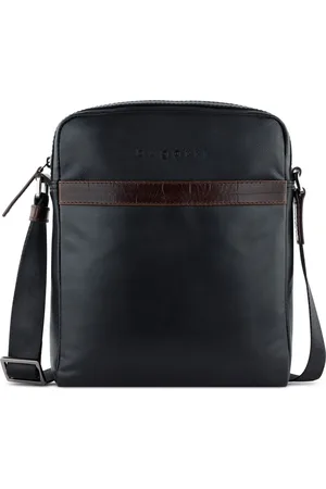 Bugatti Schoudertas Corso DeLuxe Shoulderbag With Zip Zwart