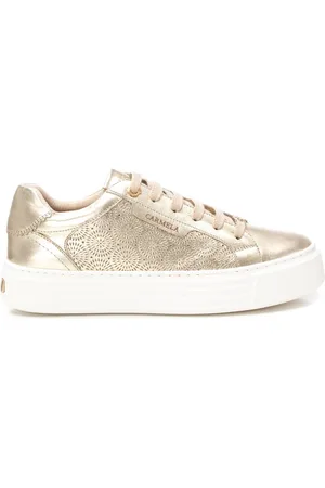 Carmela 162058 Trainer