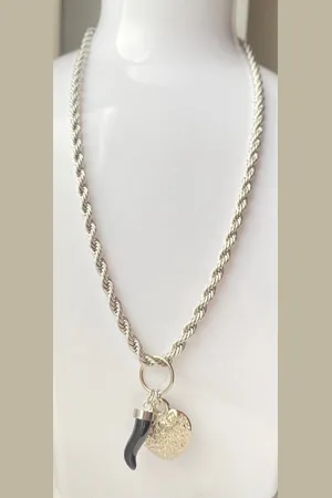 Yehwang Luxe gedraaide plated ketting met 2 bedels - waterproof - charms - necklace - gift - cadeau idee vrouw - moeder - kerst - valentijn