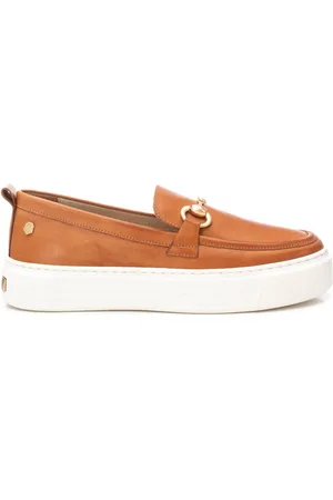 Carmela 162065 Trainer