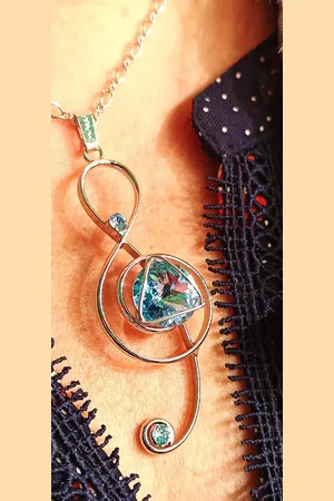 Malù Juweel SOL MUZIEKSLEUTEL Handgemaakt - Italiaans design met SWAROVSKI ELEMENTS™-Ketting 45 cm - Lengte 8 cm - Juweel van gerhodineerd materiaal