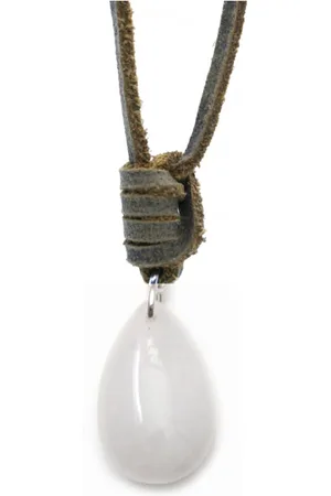 IBIZA MEN MENS JEWELLERY Heren ketting - lerenveter melkquartz drop- verstelbaar in nek - 40-80cm