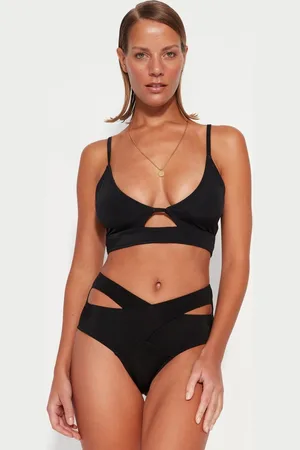 Trendyol Zwarte bralette bikinitop met uitsnijding/raam TBESS23BU00284