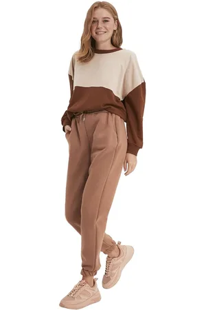Trendyol Steendikke Fleece Basic Gebreide Joggingbroek Twoaw22Ea0468
