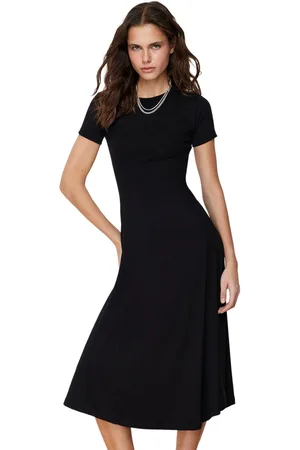 Trendyol Zwarte Rok Midi Rekbare Gebreide Maxi-Jurk Met Volants Twoss24El00122