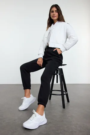 Trendyol Lace-Up Dames Hardloop Sneakers Takaw25Sn00009