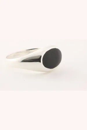 AsiAsia Ovale hoogglans zilveren ring met onyx - maat 22