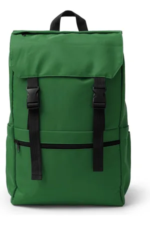 ROLY Groene Rugzak met flap gemaakt van 600D RPET. Flap met verstelbare sluitingen. Hoofdvak met binnenvak voor 15" laptop.