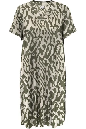 ONLY CARFYRLA LIFE S/S V-NCK BLK AOP DRE NOOS - DAMESJURK MAAT S42/44