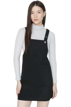 Trendyol Zwarte Mini Gilet Geweven Jurk Twoaw20El2134
