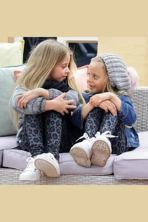 Merkloos Positive Pants - Zwarte Panter - Kinderlegging - 122/128
