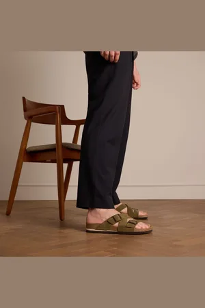 Manfield Heren - Groene su??de slippers - Maat 43