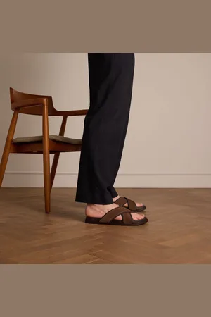 Manfield Heren - Bruine su??de slippers - Maat 43