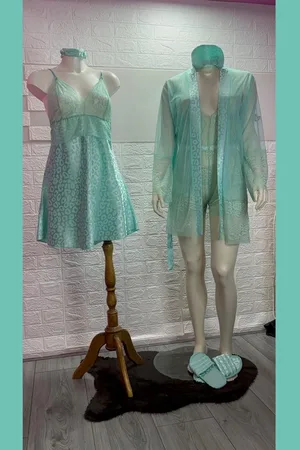 Merkloos Satin lingerie set 6 pieces