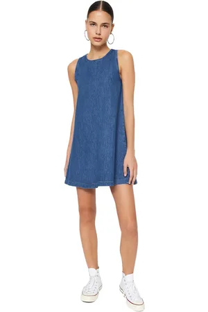 Trendyol Donkerblauwe Oversized Mini-Spijkerjurk Met Volants Twoss23El01942