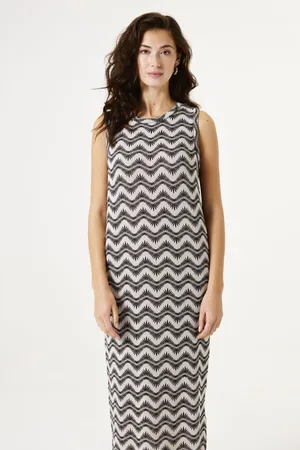 Garcia Dames All over print Jurk Bruin Sleeveless