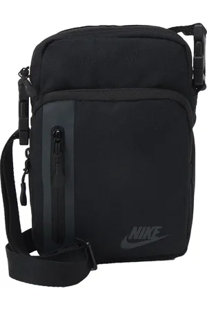 Nike Elemental premium crossbody in de kleur .