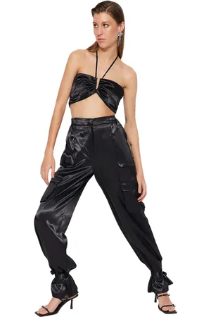 Trendyol Zwarte Joggingbroek Van Geweven Satijn Tprss23Pl00008