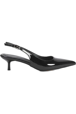 Trendyol Beige Patentleren Puntige Neus Kitten Heeled Dames Klassieke Hak Schoenen Belastingss25To00005