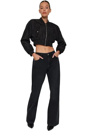 Trendyol Zwarte Stiksels Detail Hoge Taille Jeans Met Extra Wijde Pijpen Twoaw24Je00260