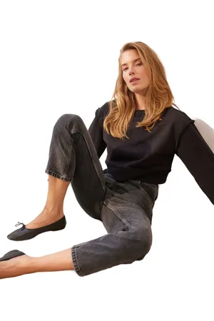 Trendyol Zwarte Duurzamere Rechte Jeans Met Hoge Taille Twoaw23Je00362