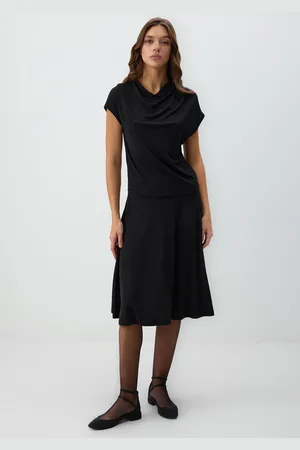 Jimmy Key Relaxed Fit Gedrapeerde Kraag Korte Mouw Midi-Jurk