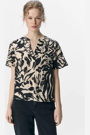 Object Top Karina Bruin dames