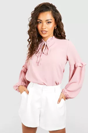 Boohoo Dames Blouses - Hammered Tie Neck Ruffle Detail Blouse, Blush
