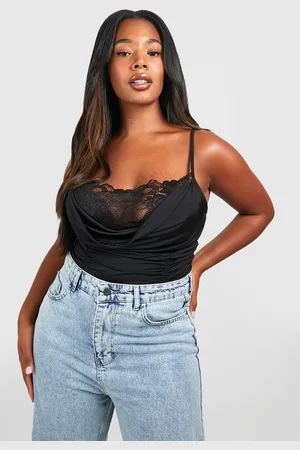 Boohoo Plus Strakke Kanten One Piece