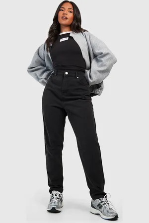 Boohoo Plus Mom Jeans Met Hoge Taille