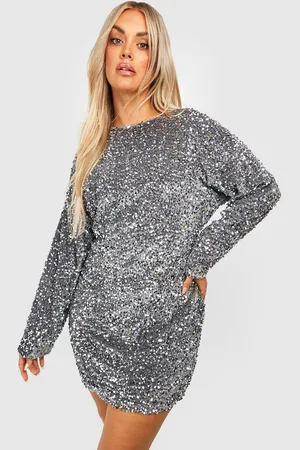 Boohoo Plus Loshangende Jurk Met Pailletten En Vleermuismouwen
