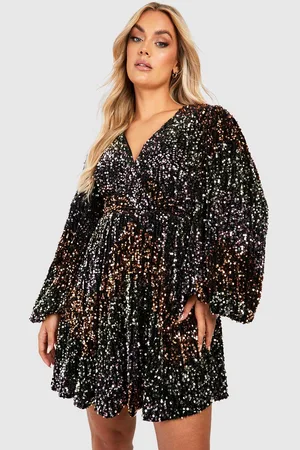 Boohoo Plus Glitter Regenboog Skater Jurk Met Pailletten En Shirtmouwen