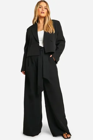 Boohoo Plus Geweven Broek Met Rechte Pijpen En Ceintuur