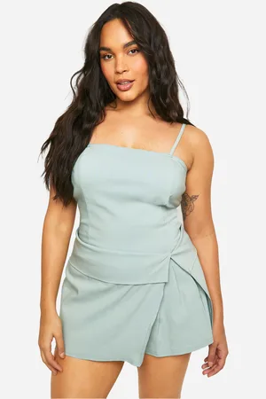 Boohoo Plus Geweven Stretch Romper Met Geplooide Taille