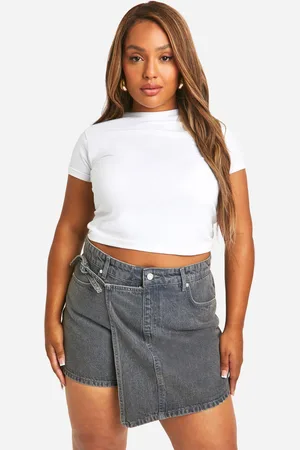 Boohoo Plus Denim Wikkel Skorts Met Strik