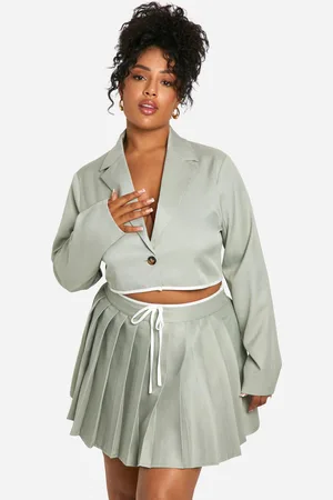 Boohoo Plus Geplooid Mini Rokje Met Contrasterende Naden