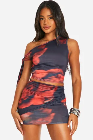 Boohoo Bloemenprint Top Met Zijstrikjes